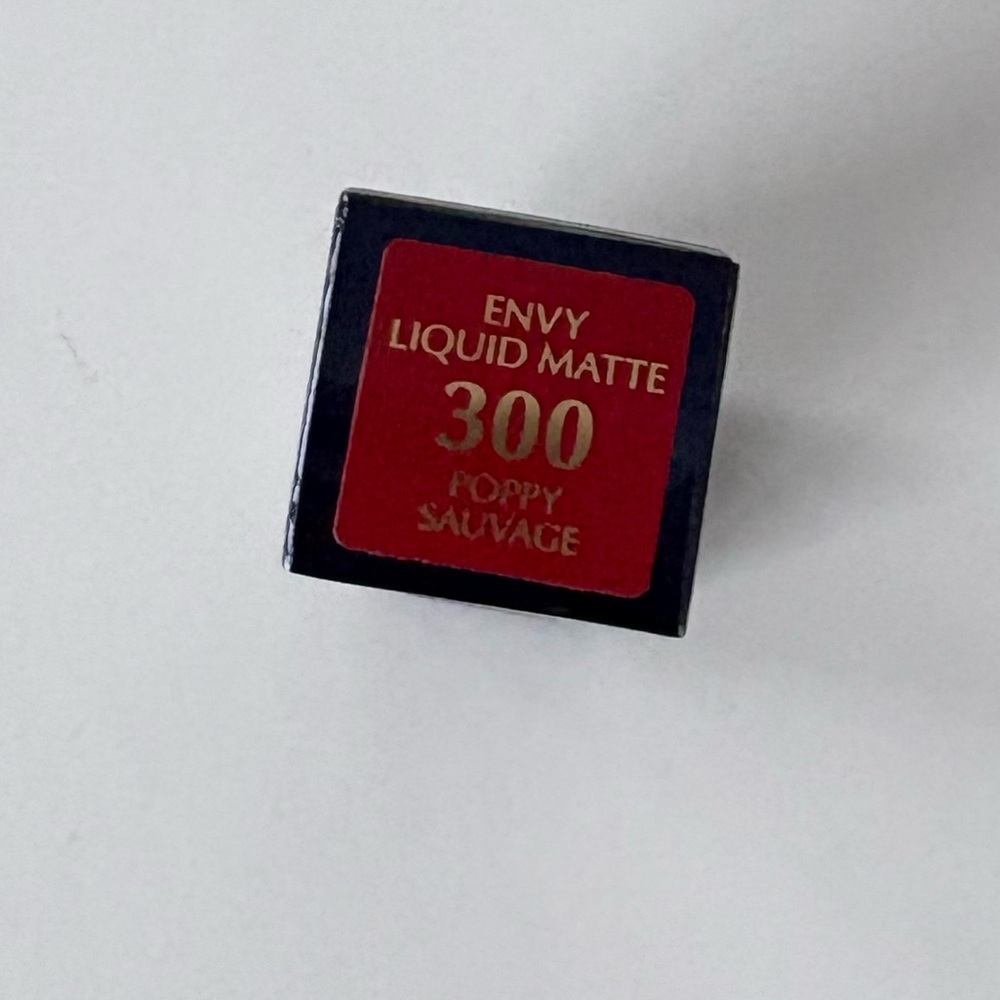 ESTEE LAUDER Pure Color Envy Paint On Liquid Lip Color 300 POPPY SAUVAGE 23 oz - Picture 3 of 3